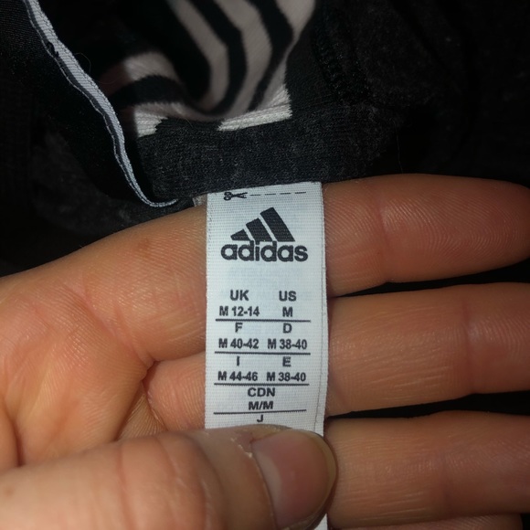 Adidas cut off sweatshirt - Picture 3 of 3